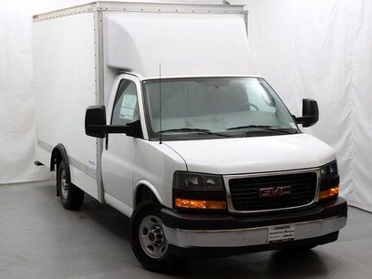 New 2024 GMC Savana 3500 w/ Power Convenience Package