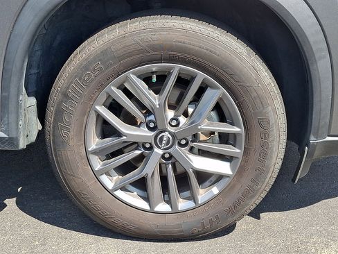 Used 2024 Nissan Rogue S AWD/4WD image 8