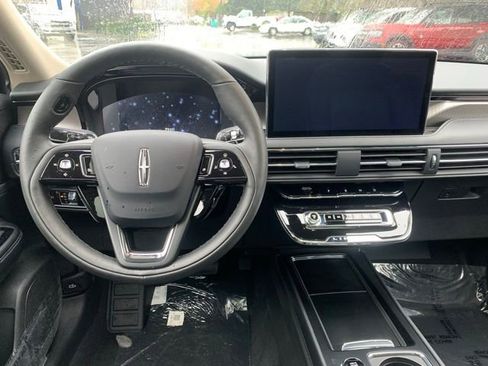 New 2026 Lincoln Corsair Grand Touring image 18