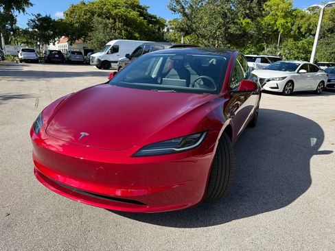 Used 2025 Tesla Model 3 Long Range AWD/4WD image 3