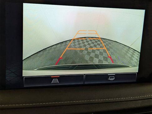 Used 2023 GMC Yukon SLT image 21