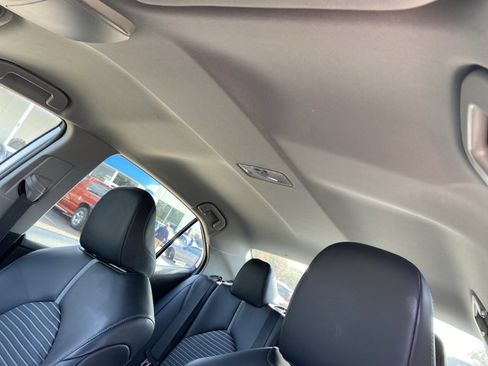 Used 2024 Toyota Camry SE image 28