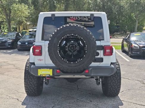 Used 2021 Jeep Wrangler Unlimited Rubicon AWD/4WD image 6