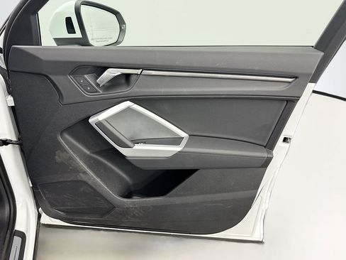 Used 2025 Audi Q3 2.0T Premium w/ Convenience Package image 23