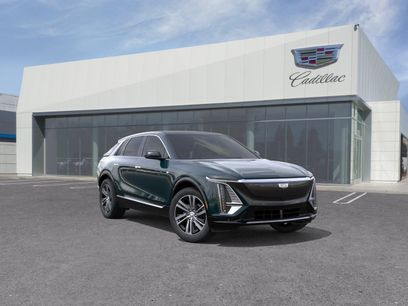 New 2026 Cadillac Lyriq Luxury w/ LPO, Floor Liner Package