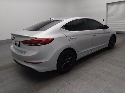 Used 2018 Hyundai Elantra SEL FWD image 10