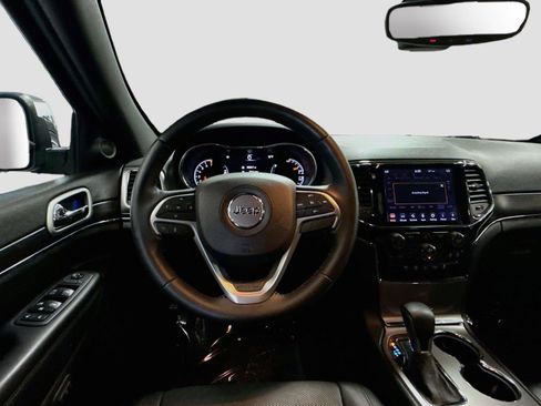Used 2020 Jeep Grand Cherokee Limited w/ Luxury Group II RWD image 11