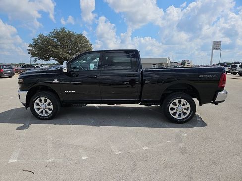 New 2026 RAM 2500 Laramie w/ Sport Appearance Package AWD/4WD image 2