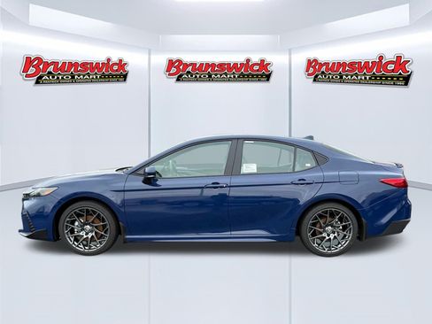 New 2026 Toyota Camry SE image 3