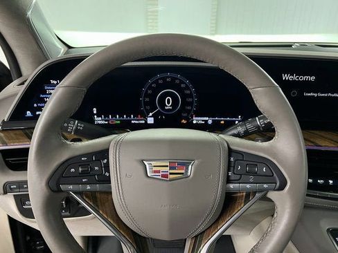 Certified 2023 Cadillac Escalade Sport Platinum image 15