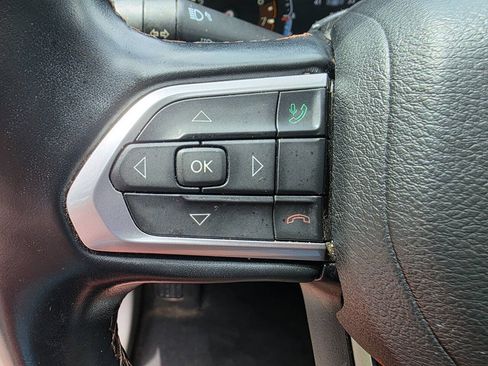 Used 2022 Jeep Compass Limited AWD/4WD image 19