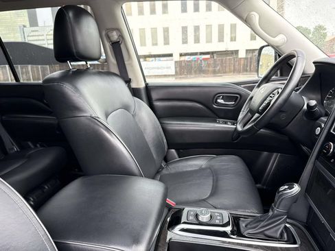 Used 2024 INFINITI QX80 Luxe AWD/4WD image 11