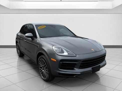 Used 2021 Porsche Cayenne AWD/4WD image 7