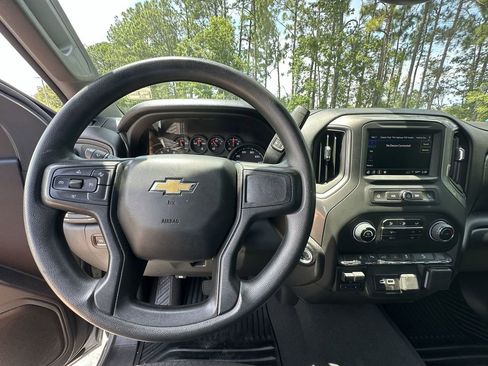 Certified 2025 Chevrolet Silverado 2500 Custom w/ Custom Value Package AWD/4WD image 11