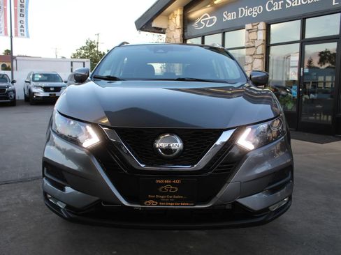 Used 2021 Nissan Rogue Sport SV FWD image 8