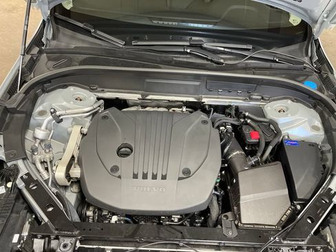 Certified 2024 Volvo XC60 B5 Core w/ Climate Package AWD/4WD image 10