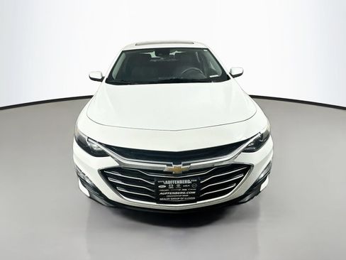 Used 2023 Chevrolet Malibu LT FWD image 2