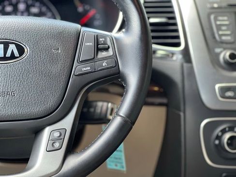 Used 2015 Kia Sorento LX FWD image 35