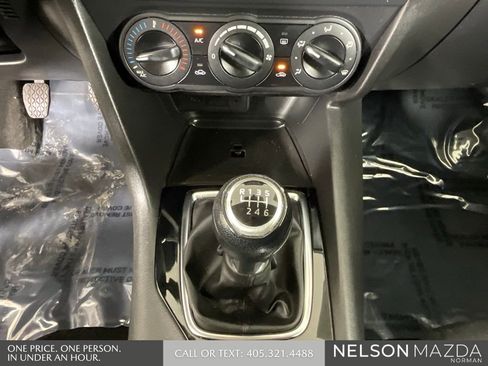 Used 2016 MAZDA MAZDA3 i Sport image 30