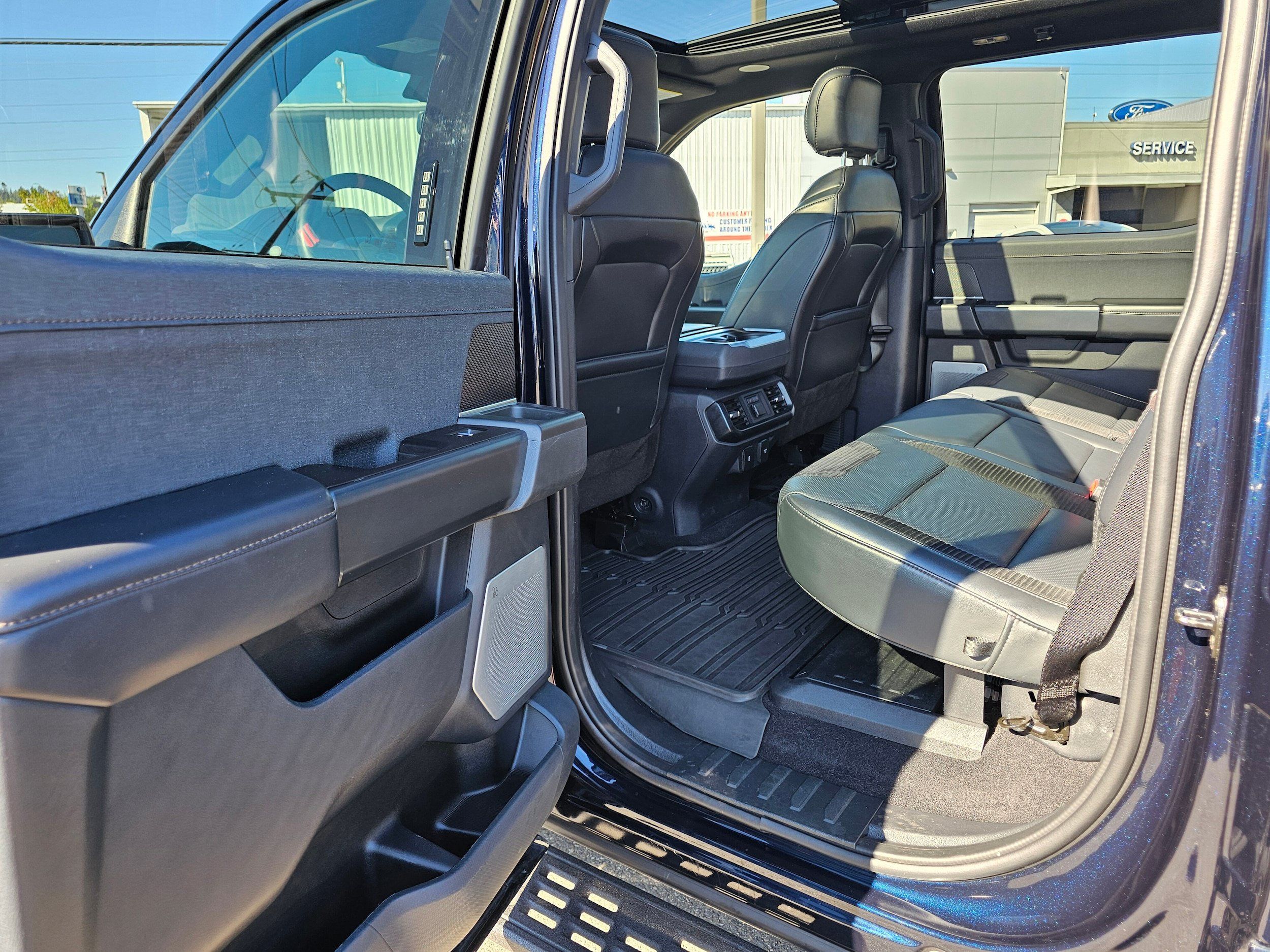 Used 2023 Ford F150 Raptor w/ Raptor Carbon Fiber Package AWD/4WD image 17