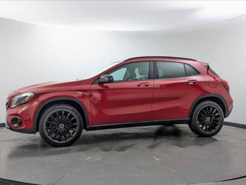 Used 2018 Mercedes-Benz GLA 250 4MATIC image 3