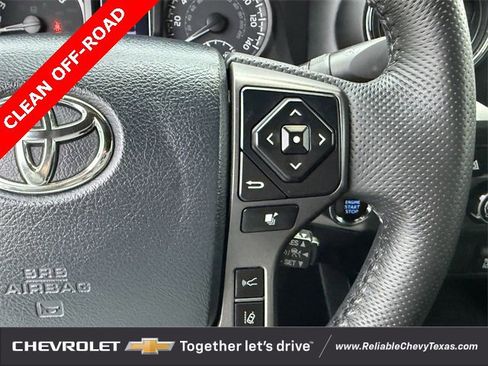 Used 2020 Toyota Tacoma TRD Off-Road image 15