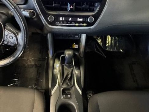Used 2023 Toyota Corolla Cross LE FWD image 27