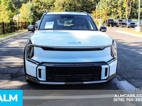 Used 2024 Kia EV9 GT-Line image 10