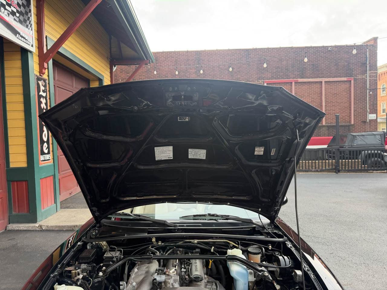 Used 2004 MAZDA MX-5 Miata LS RWD image 37
