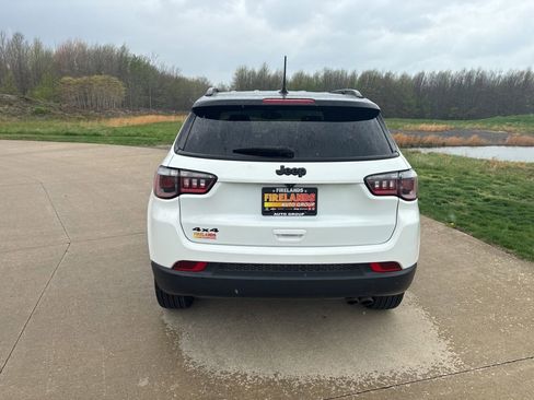 Used 2022 Jeep Compass Latitude w/ Convenience Group AWD/4WD image 7