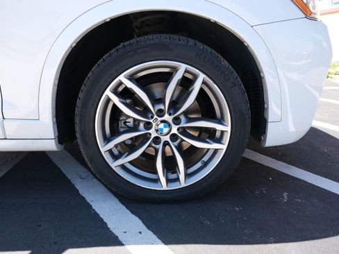 Used 2017 BMW X3 xDrive35i w/ M Sport image 19