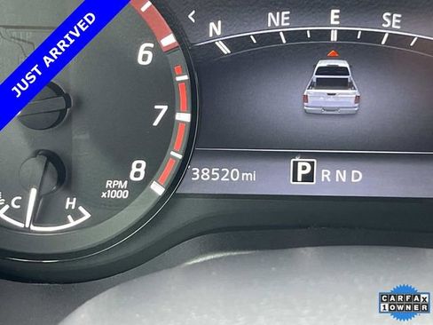 Used 2021 Nissan Titan PRO-4X w/ Pro-4x Convenience Package AWD/4WD image 41