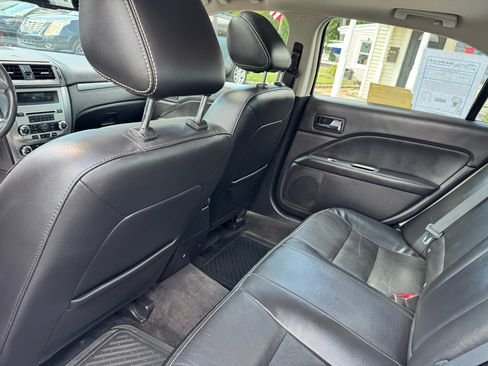 Used 2011 Ford Fusion SEL w/ Moons & Tunes Pkg image 24