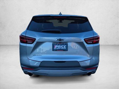 Used 2023 Chevrolet Blazer LT w/ Driver Confidence Package image 7