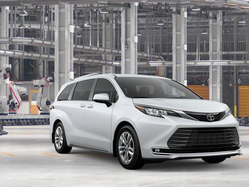 New 2026 Toyota Sienna Limited FWD image 15