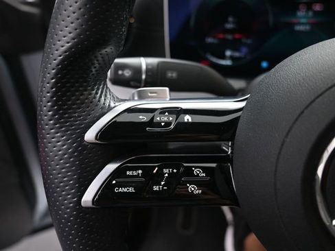 Used 2022 Mercedes-Benz E 450 Coupe image 15