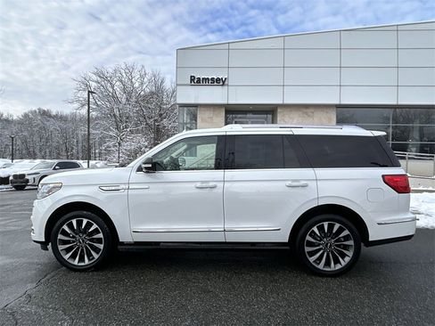 Used 2021 Lincoln Navigator Reserve w/ Luxury Package image 5