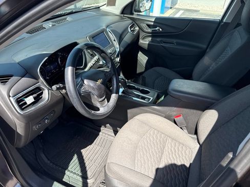 Used 2020 Chevrolet Equinox LT FWD image 16