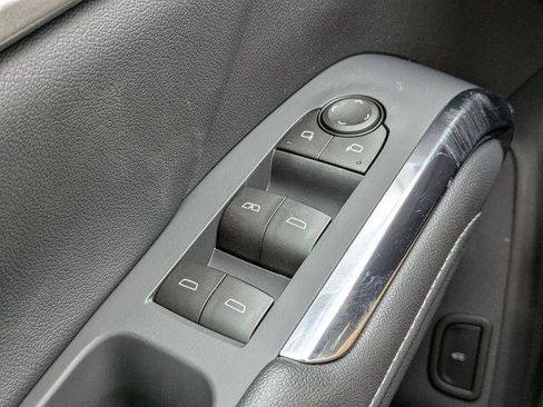 New 2026 Chevrolet Traverse LT w/ Driver Confidence Package image 28