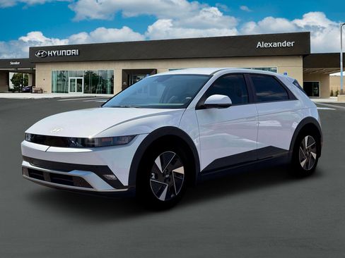 New 2026 Hyundai Ioniq 5 SEL RWD image 2
