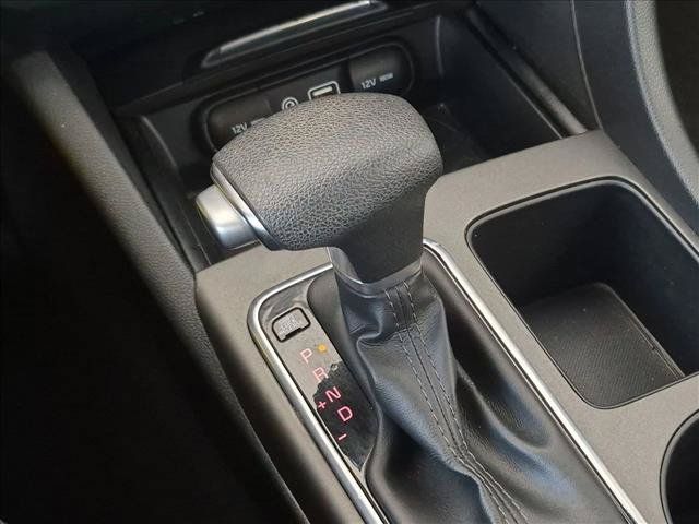 Used 2017 Kia Optima LX FWD image 12