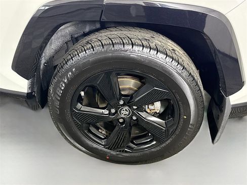 Certified 2019 Toyota RAV4 XSE image 35