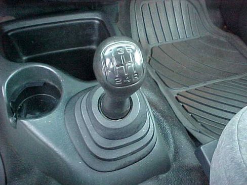 Used 2002 Chevrolet S10 Pickup 2WD Regular Cab image 37