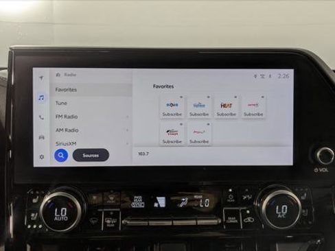 Used 2023 Toyota Highlander Limited image 31