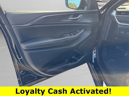 New 2025 Jeep Grand Cherokee Laredo image 22