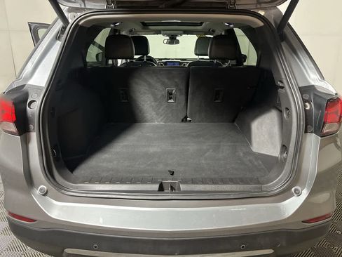 Used 2023 Chevrolet Equinox Premier image 29