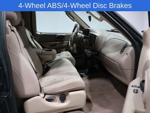 Used 2003 Ford F150 XLT image 4