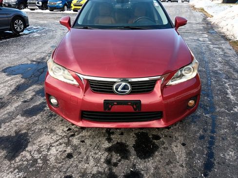 Used 2013 Lexus CT 200h w/ Seat Comfort Pkg image 2