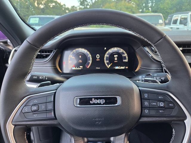 New 2026 Jeep Grand Cherokee Limited w/ Limited Altitude Package AWD/4WD image 23