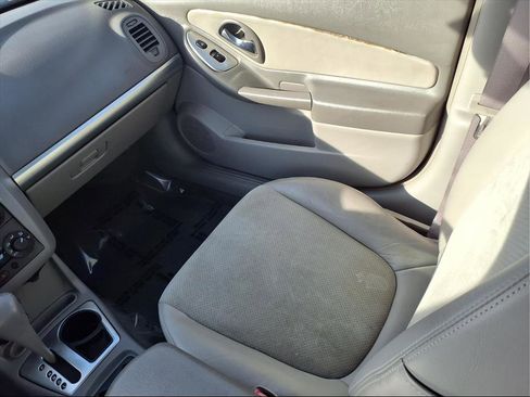 Used 2004 Chevrolet Malibu LT image 16